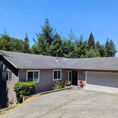 1905 Woodland Dr, Coos Bay, OR 97420