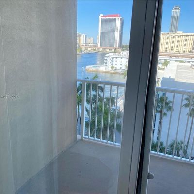 1965 S Ocean Dr #5 H, Hallandale Beach, FL 33009