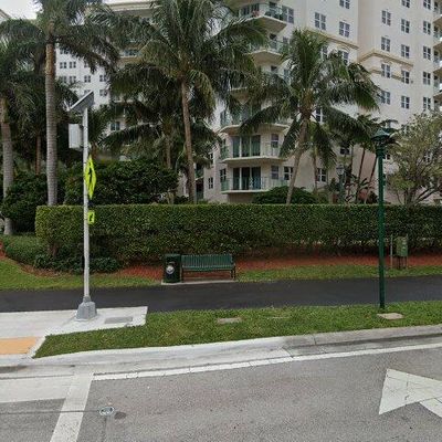 20000 E Country Club Dr #1016, Miami, FL 33180