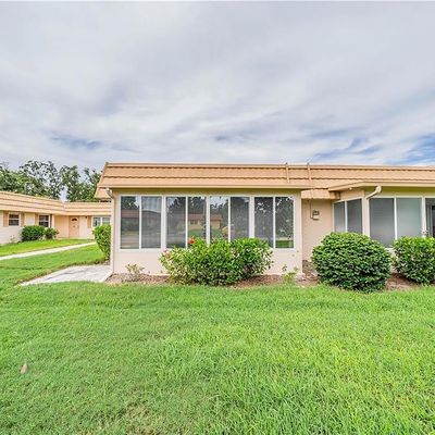 201 Bedford Trl, Sun City Center, FL 33573