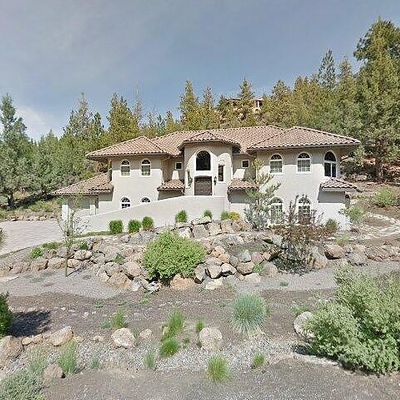 2279 Nw Putnam Rd, Bend, OR 97703
