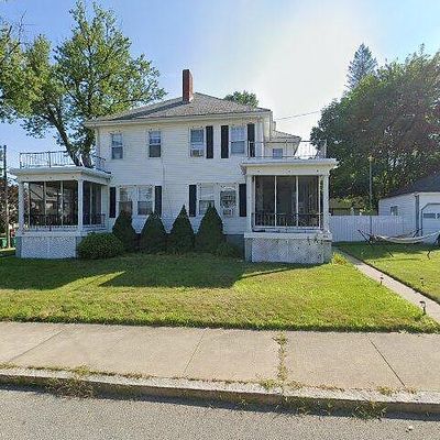 241 Oakley Rd, Woonsocket, RI 02895