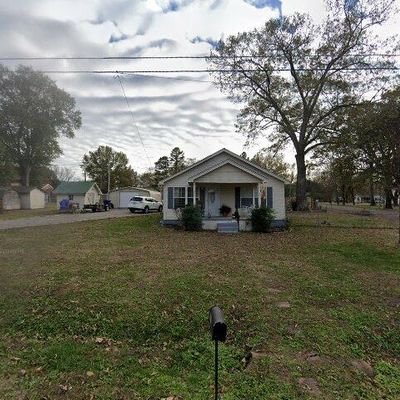290 Sutton St, Savannah, TN 38372
