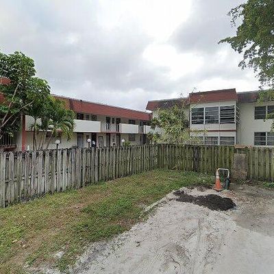 2950 Nw 46th Ave, Lauderdale Lakes, FL 33313