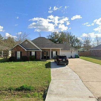 30094 Leslie St, Albany, LA 70711