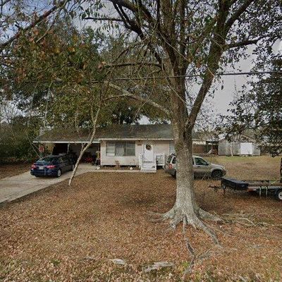 30121 Julia St, Albany, LA 70711