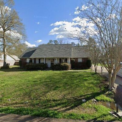 30126 Leslie St, Albany, LA 70711