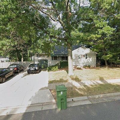 308 N Eighth Ave, Edison, NJ 08817