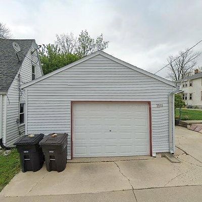 3561 S 31 St St, Milwaukee, WI 53221