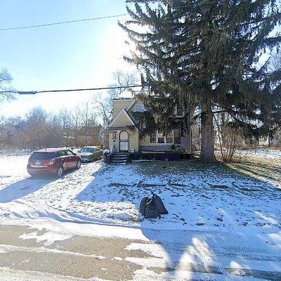 401 W Dartmouth St, Flint, MI 48505