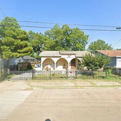 3219 N Winnetka Ave, Dallas, TX 75212