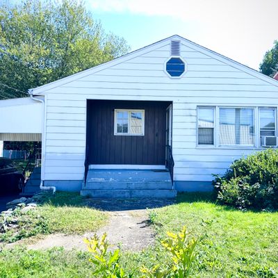 322 Highland St, West Haven, CT 06516