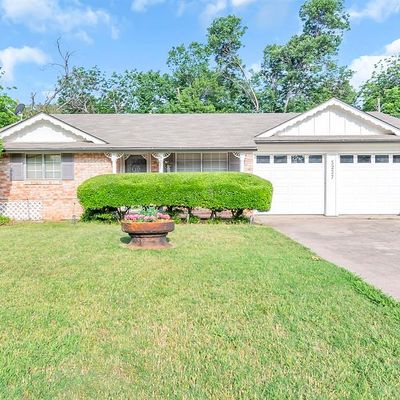 3237 Gene Ln, Haltom City, TX 76117