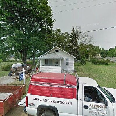 3313 Buckingham Ave, Burton, MI 48529