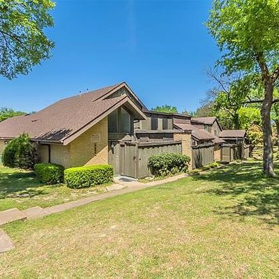 4653 Country Creek Dr, Dallas, TX 75236