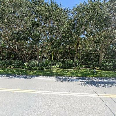 500 Beachview Dr, Indian River Shores, FL 32963