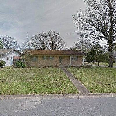 5600 N Locust St, North Little Rock, AR 72116