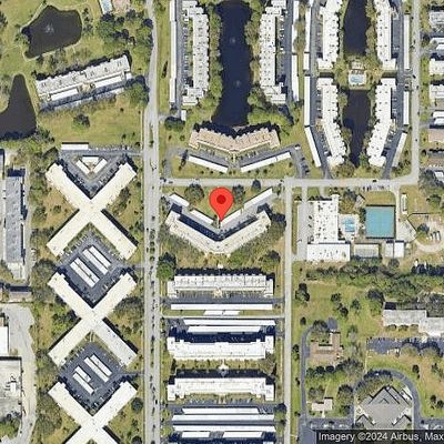 5725 80 Th St N #301, Saint Petersburg, FL 33709