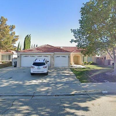 5847 Almond Valley Way, Lancaster, CA 93536