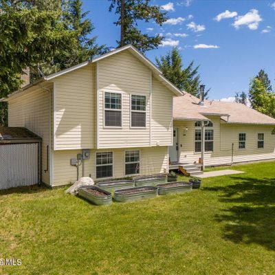 5375 W Delaware St, Spirit Lake, ID 83869