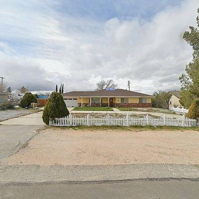 7668 I Ave, Hesperia, CA 92345