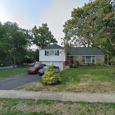 7903 Knox Rd, Glenside, PA 19038