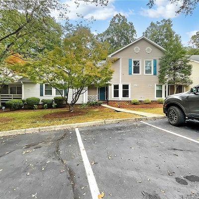 800 Carriage Crossing Ln, Greensboro, NC 27410