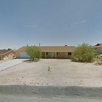 7013 Ivanpah Ave, Twentynine Palms, CA 92277