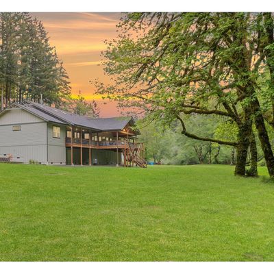 9348 N Fork Siuslaw Rd, Florence, OR 97439