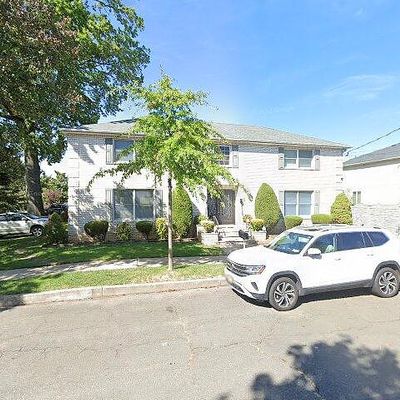 95 Sinclair Ave, Staten Island, NY 10312