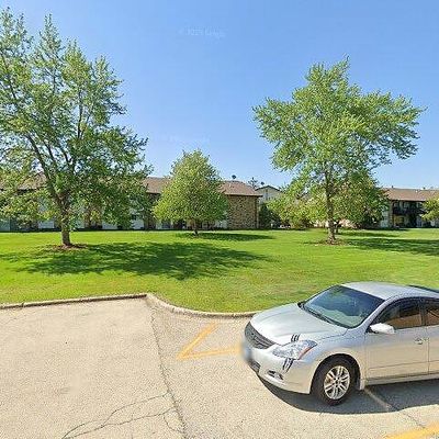 9 B Kingery Quarter #108, Willowbrook, IL 60527