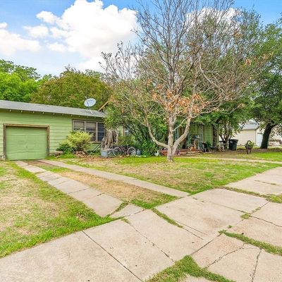 836 Featherston St, Cleburne, TX 76033