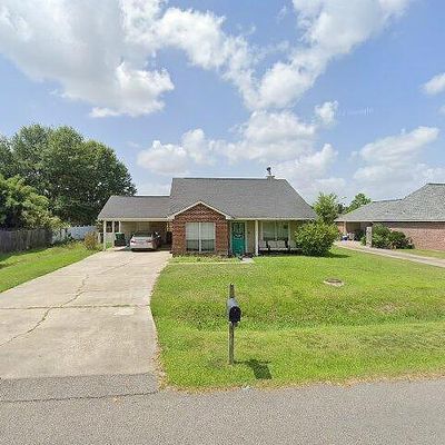 10036 Chapel Hill Dr, Denham Springs, LA 70706