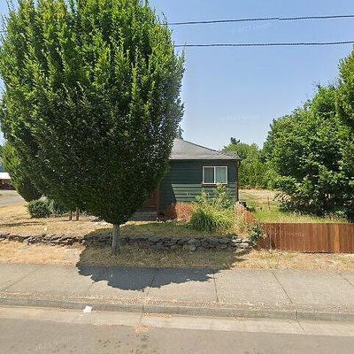 1009 5 Th St, Woodburn, OR 97071