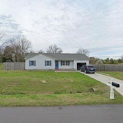 101 Clint Mills Rd, Maysville, NC 28555