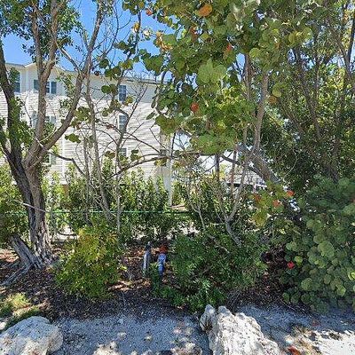 101 Gulfview Dr #102, Islamorada, FL 33036