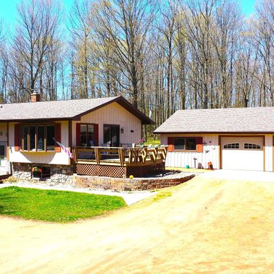 10104 Lemke Rd, Crandon, WI 54520