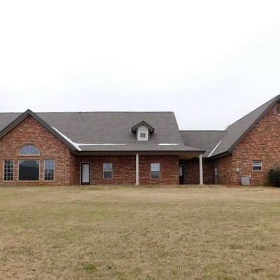 1017 Lake Front Dr, Blanchard, OK 73010