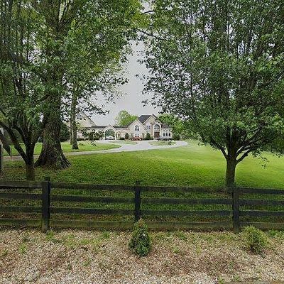 1038 Windsor Dr, Gallatin, TN 37066