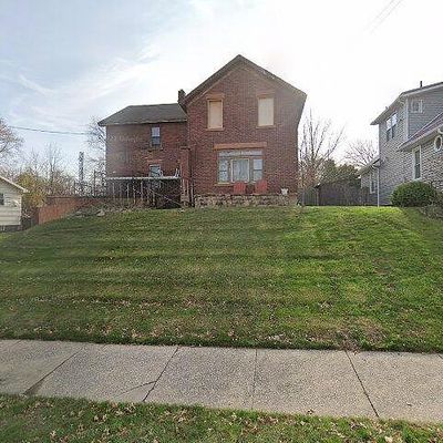 1041 W 32 Nd St, Erie, PA 16508