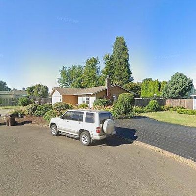 1047 S Holly Ct, Canby, OR 97013