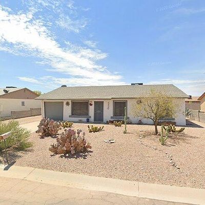 10471 W Mission Dr, Arizona City, AZ 85123