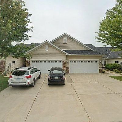 1059 Woodland Dr, Hastings, MN 55033