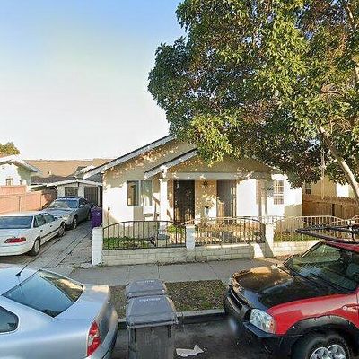 1082 Lewis Ave, Long Beach, CA 90813