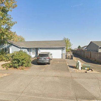 1087 Antioch St, Lebanon, OR 97355