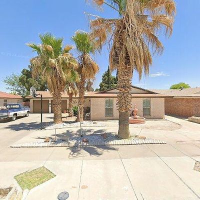 10921 Tom Weiskopf Dr, El Paso, TX 79936