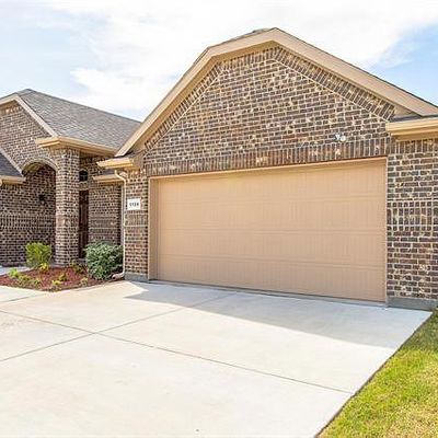 1108 Daventry Dr, Red Oak, TX 75154