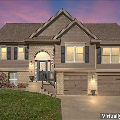 1204 Nw Long Dr, Grain Valley, MO 64029