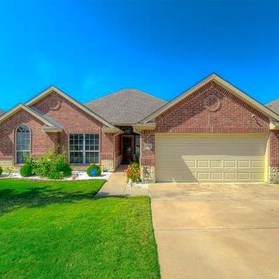 1220 Hickory Bend Ln, Fort Worth, TX 76108