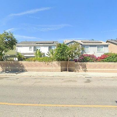 12221 Hillsdale Ave, Sylmar, CA 91342